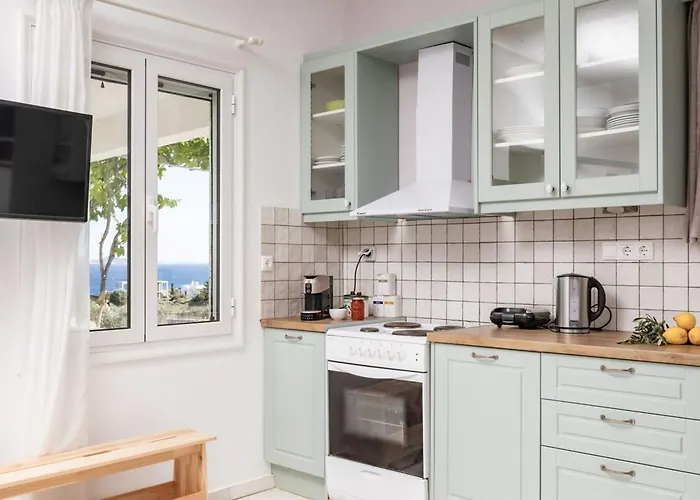 Marathitis House - Aegean Sea View *